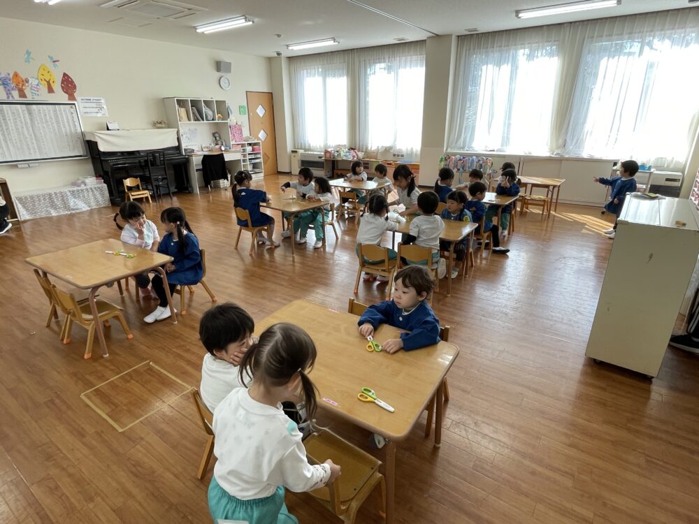 いちご組　はさみとのり