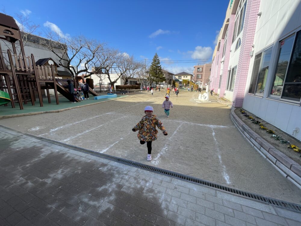 こどもは風の子