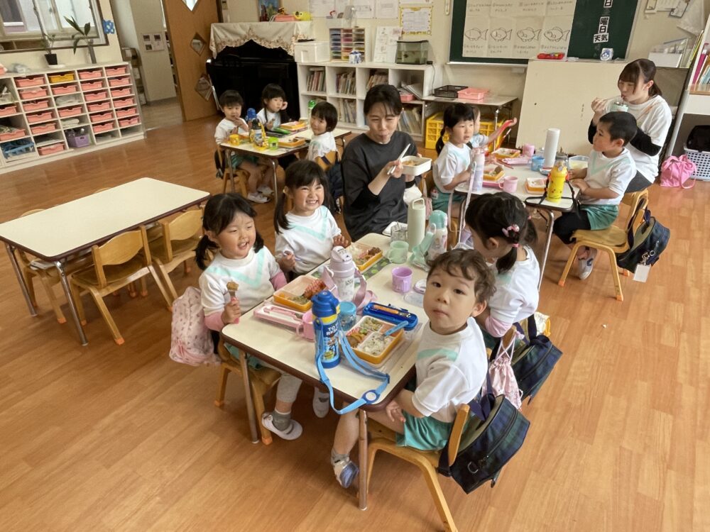 給食　