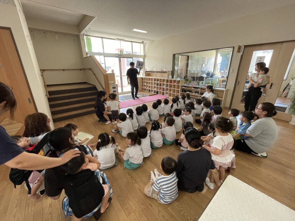 安全指導　自動ドア気をつけること